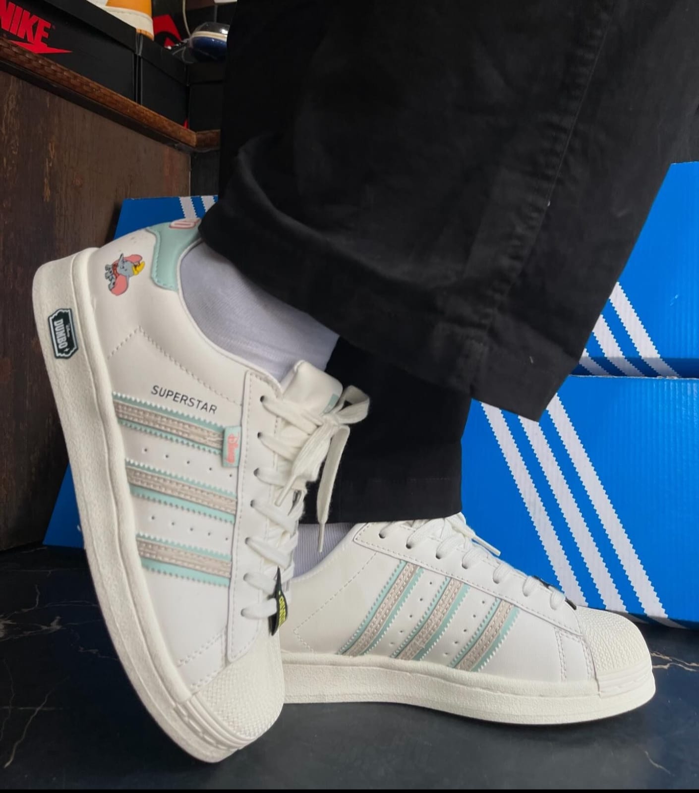 adidas gazelle silver green womens Adidas Superstar Dumbo x Disney – workshop main image 1